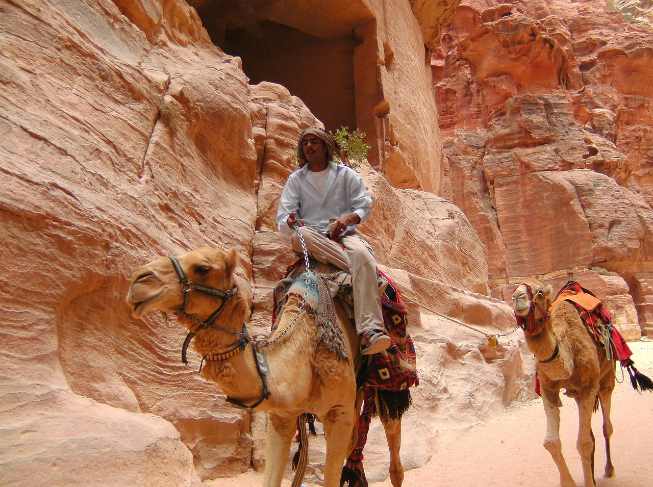 Discover Jordan's Petra Easily With an eVisa